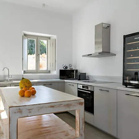 Villa Angels Estate Precious Naousa