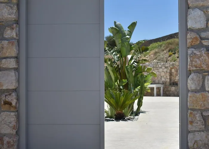 Angels Estate Precious * Naousa (Paros)