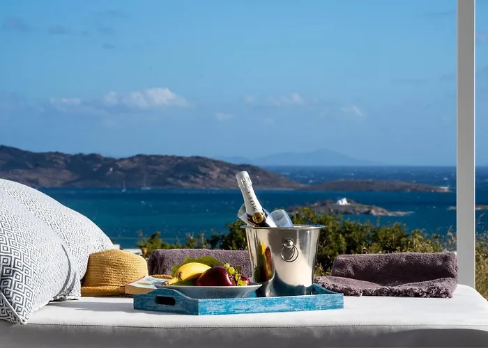 Angels Estate Precious Naousa (Paros)