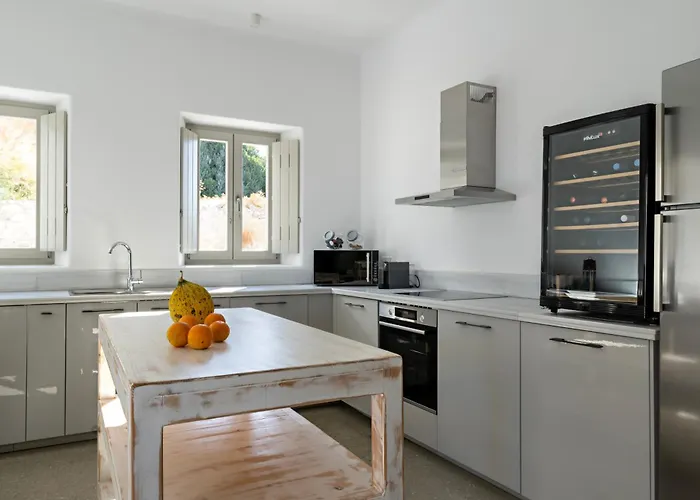 Villa Angels Estate Precious Naousa (Paros)