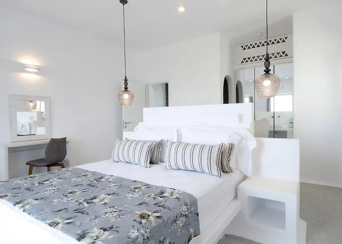 Angels Estate Precious * Naousa (Paros)